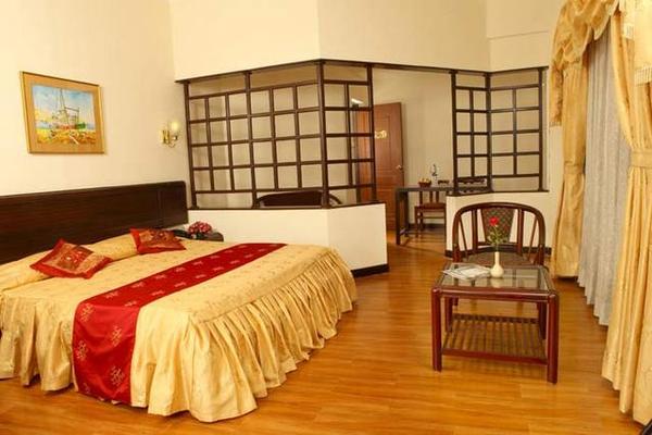 Yuvarani Residency